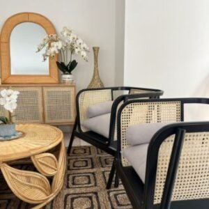 Earl Square Chair